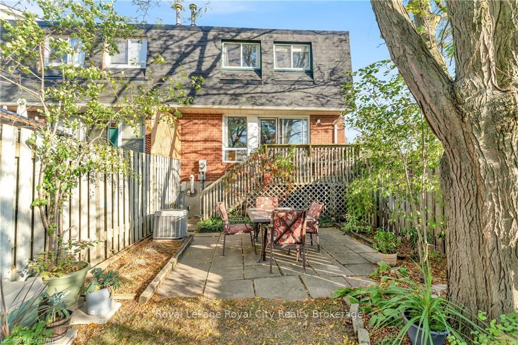 Photo 36 of 65 Dovercliffe Road, Guelph, Dovercliffe Park/Old University — HOMEH