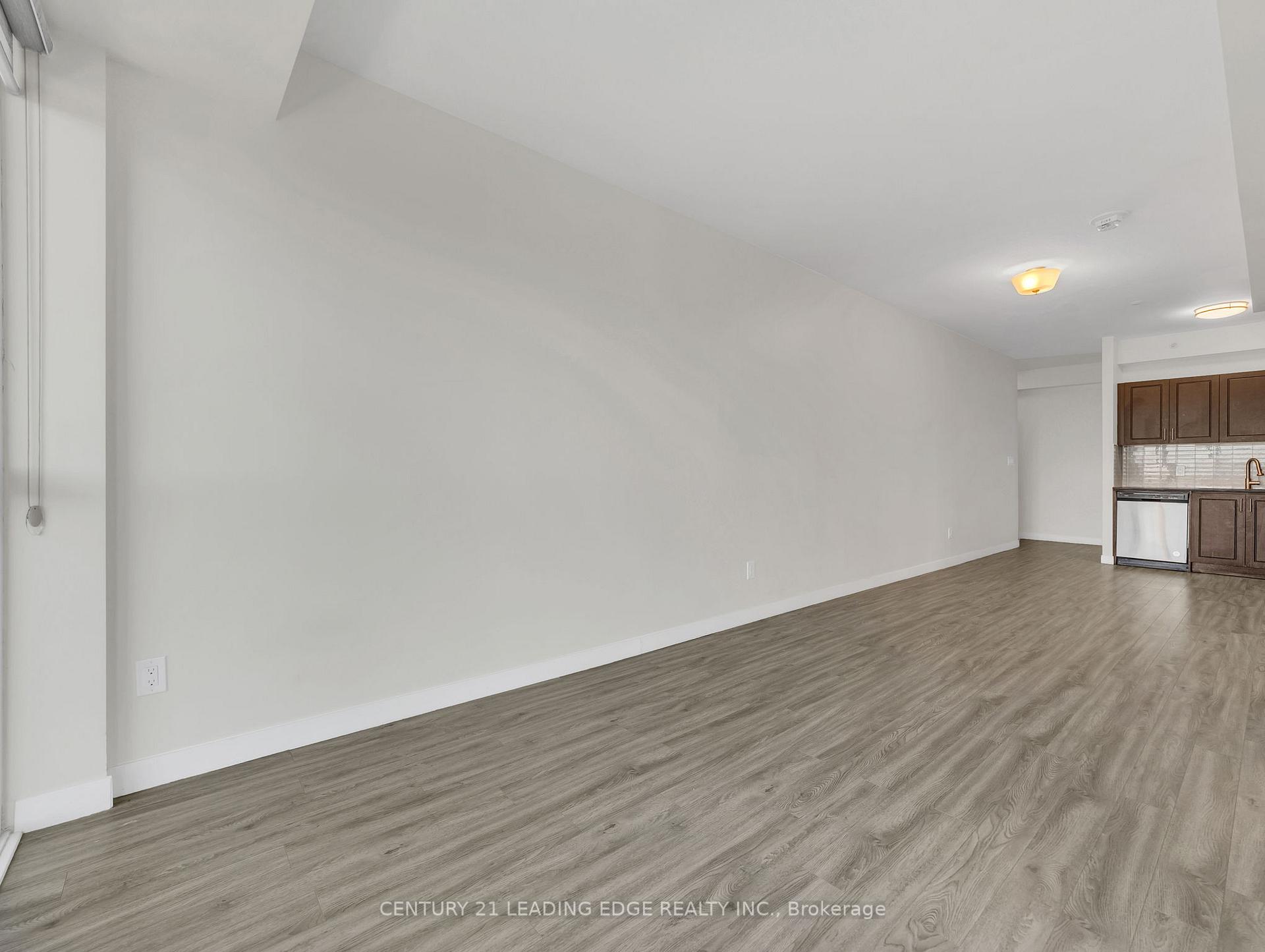 Photo 8 of Unit 1004, 128 King Street N, Waterloo, Downtown Waterloo — HOMEH