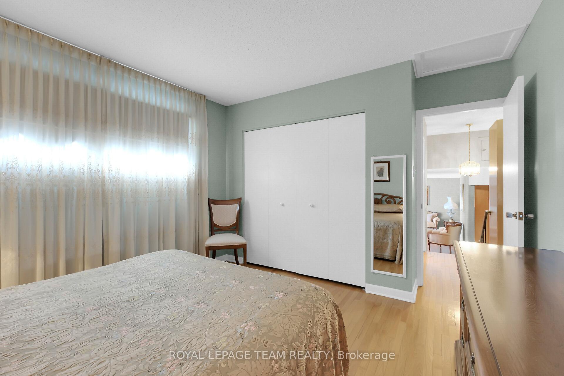 Photo 20 of 7 Beaverton Avenue, Ottawa, City View/Skyline/Fisher Heights/Parkwood Hills — HOMEH