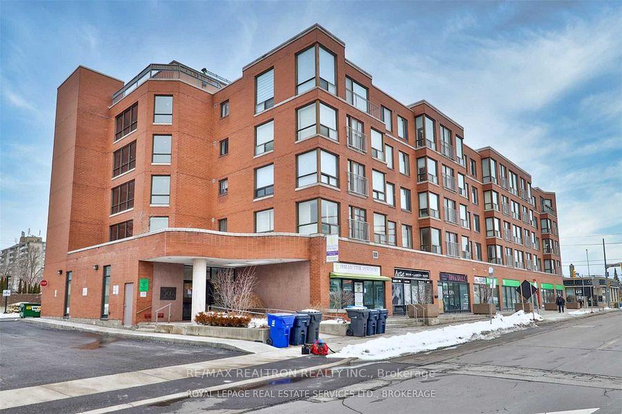 Front of Unit 208, 500 Glencairn Avenue