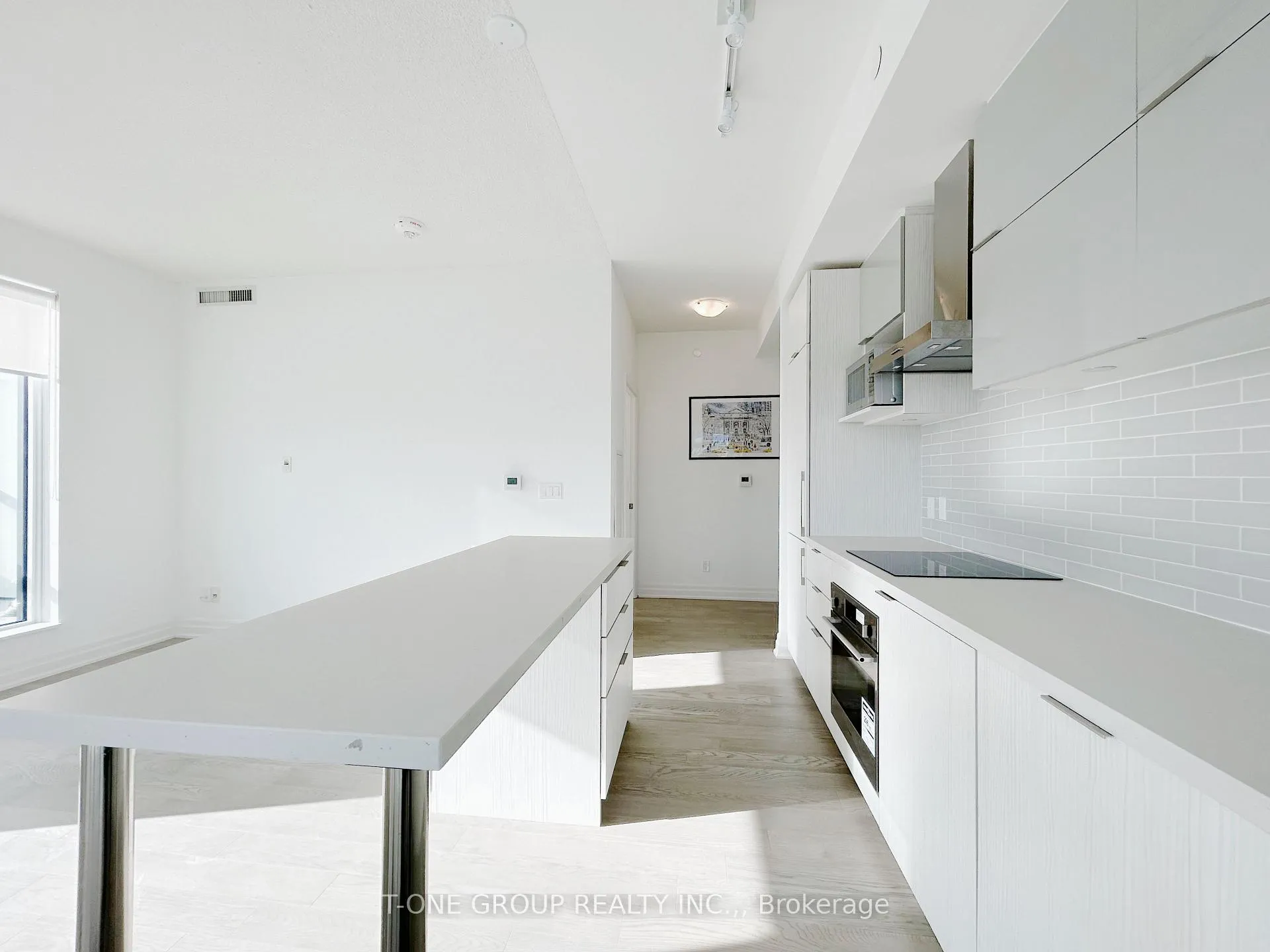 Photo 6 of Unit 713, 8 Rouge Valley Drive W, Markham, Unionville — HOMEH
