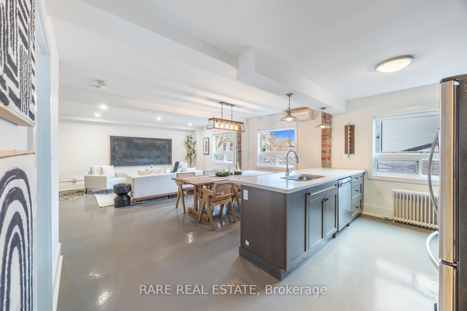 Photo 7 of Unit #5, 2B Minto Street, Toronto, Greenwood-Coxwell — HOMEH