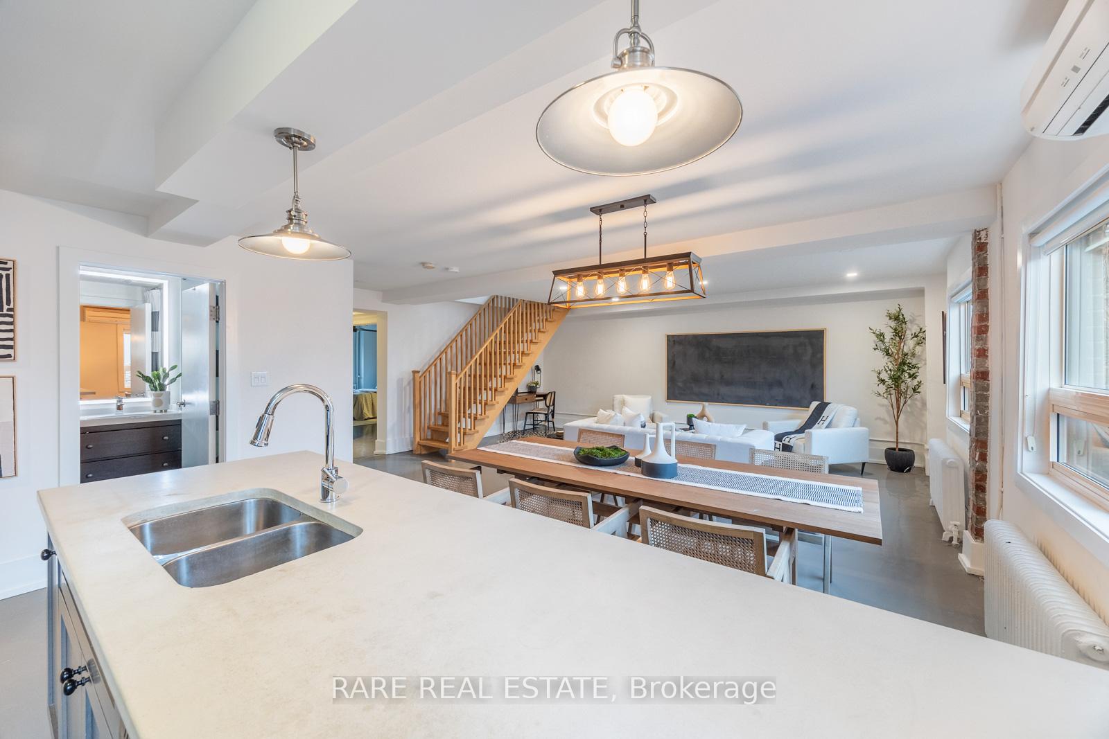 Photo 14 of Unit #5, 2B Minto Street, Toronto, Greenwood-Coxwell — HOMEH