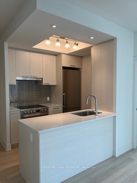 Photo 6 of Unit 402, 310 Tweedsmuir Avenue, Toronto, Forest Hill South — HOMEH