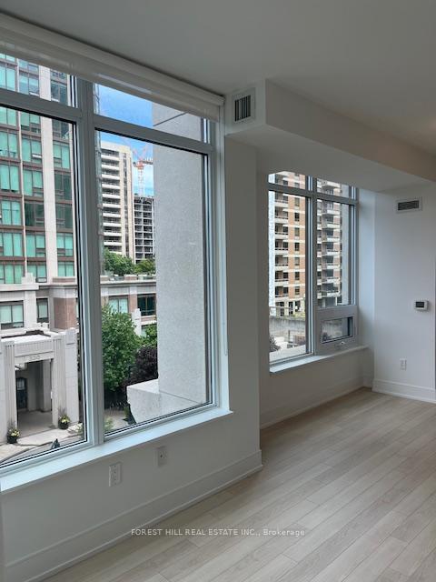 Photo 10 of Unit 402, 310 Tweedsmuir Avenue, Toronto, Forest Hill South — HOMEH