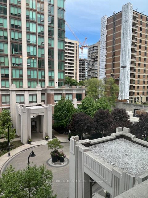Photo 23 of Unit 402, 310 Tweedsmuir Avenue, Toronto, Forest Hill South — HOMEH