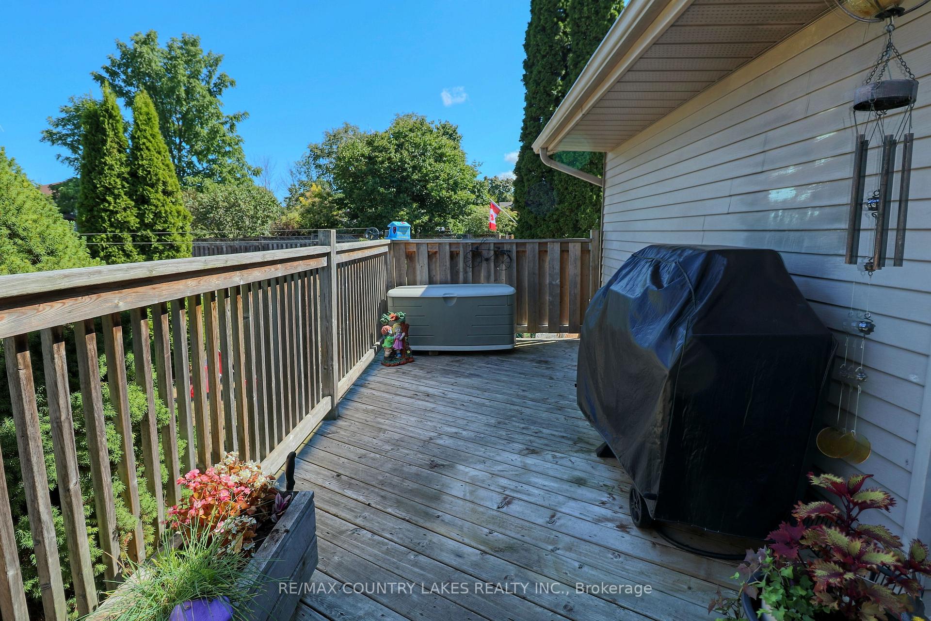 Photo 21 of 588 Main Street E, Brock, Beaverton — HOMEH