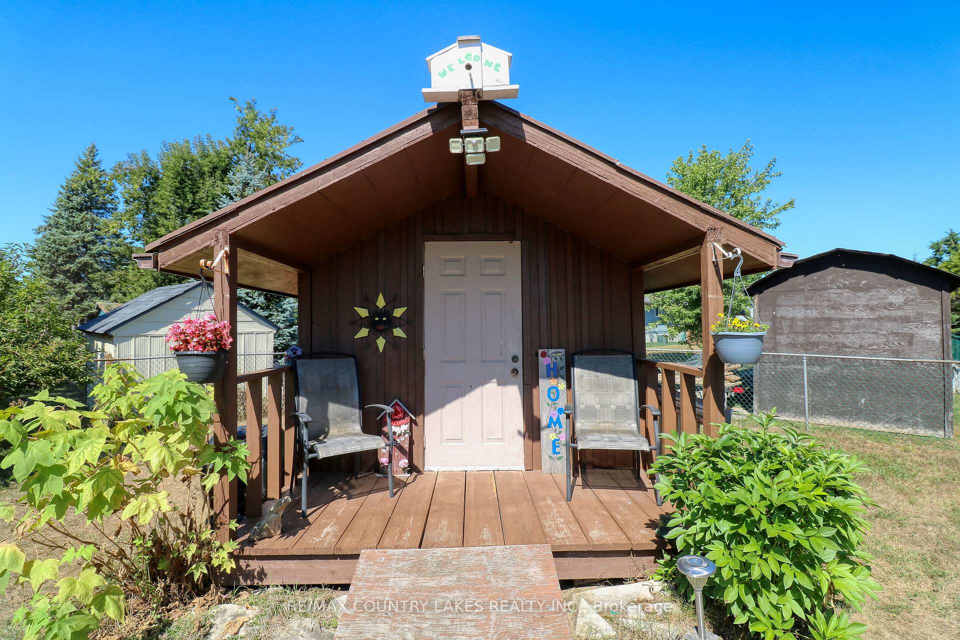 Photo 23 of 588 Main Street E, Brock, Beaverton — HOMEH