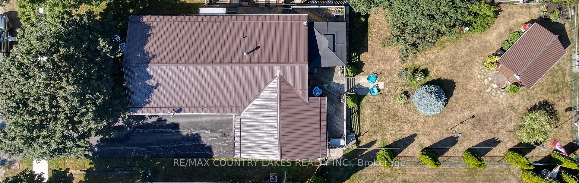 Photo 24 of 588 Main Street E, Brock, Beaverton — HOMEH