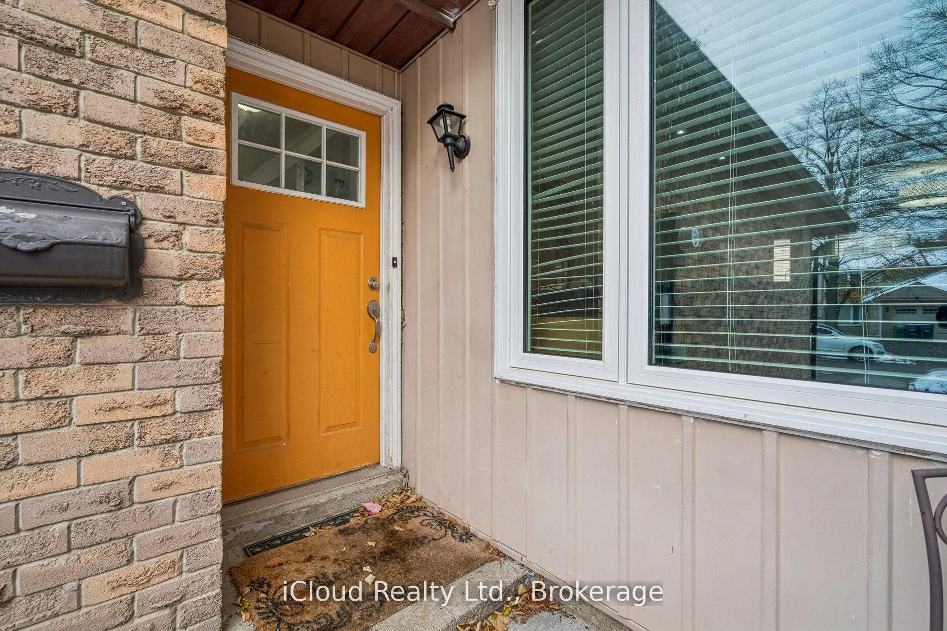 Photo 6 of 36 Berkshire Square E, Brampton, Heart Lake East — HOMEH