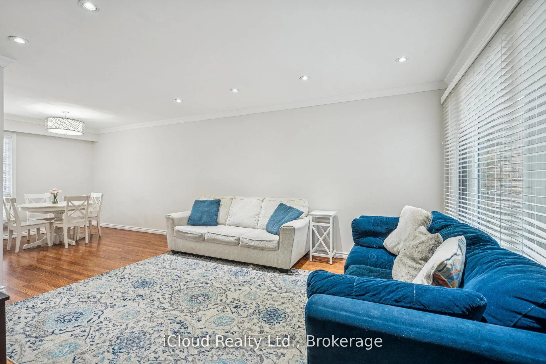 Photo 11 of 36 Berkshire Square E, Brampton, Heart Lake East — HOMEH