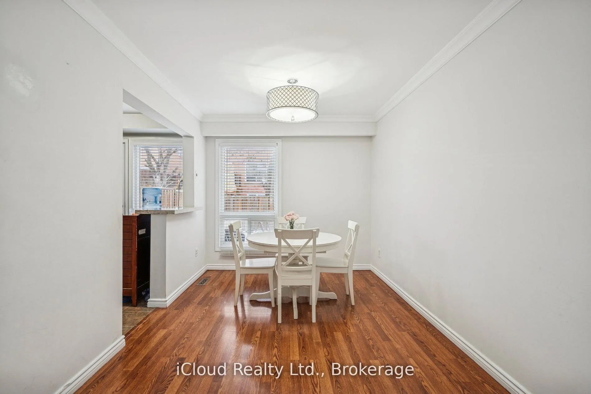 Photo 13 of 36 Berkshire Square E, Brampton, Heart Lake East — HOMEH