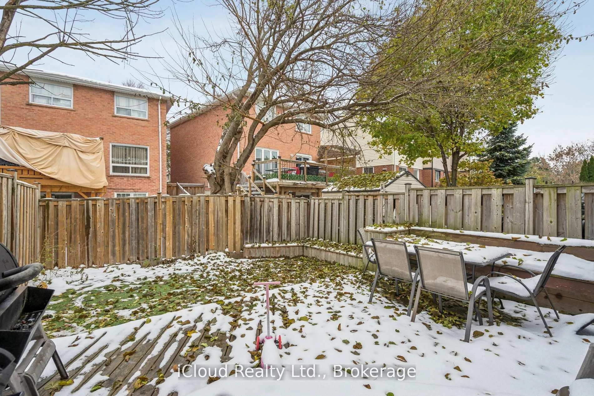 Photo 28 of 36 Berkshire Square E, Brampton, Heart Lake East — HOMEH
