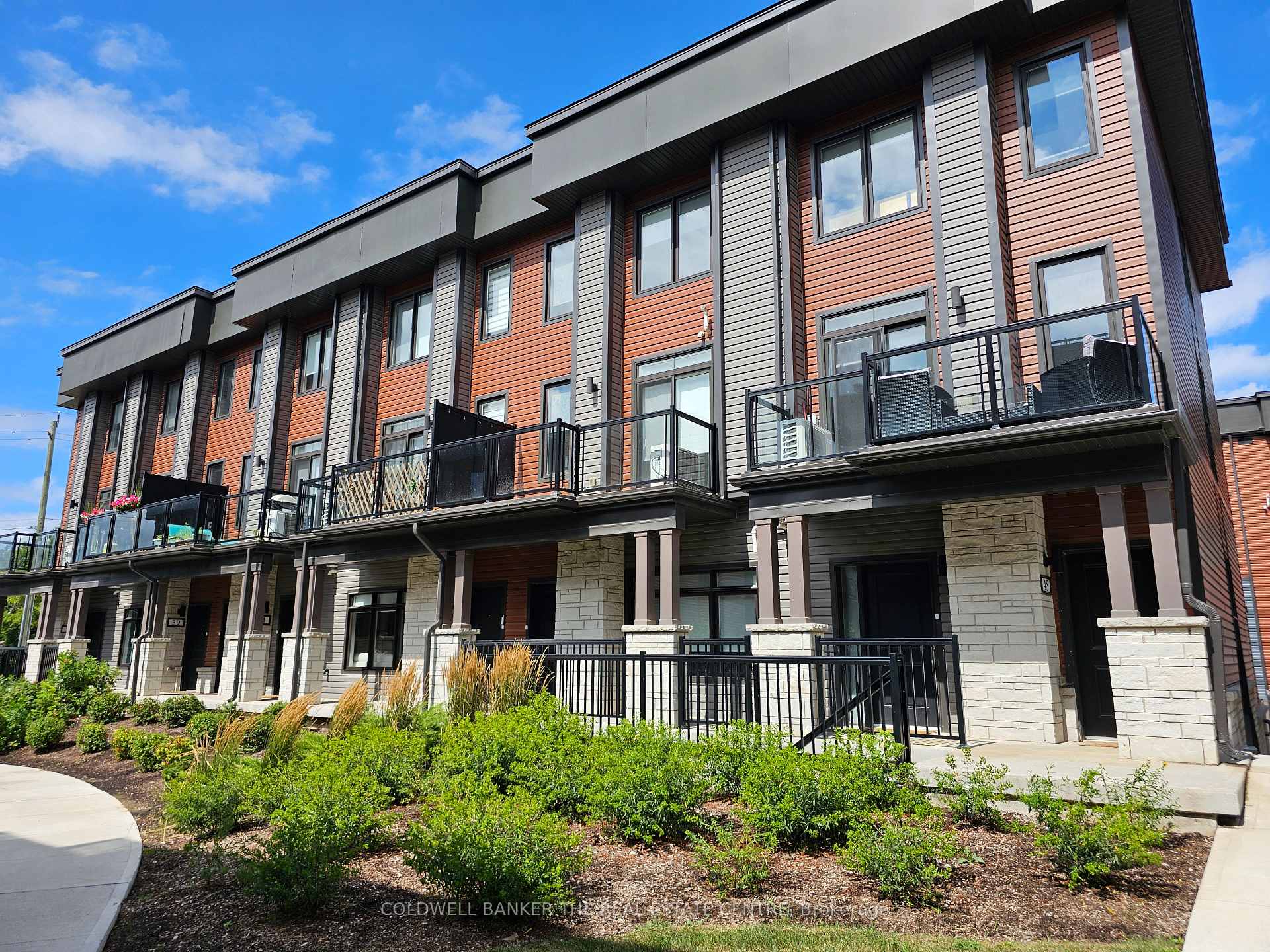 Photo 1 of Unit 43, 2 Willow Street, Brant, Paris — HOMEH