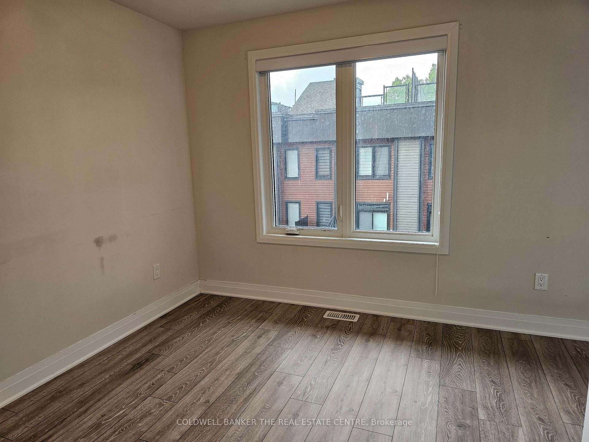 Photo 6 of Unit 43, 2 Willow Street, Brant, Paris — HOMEH