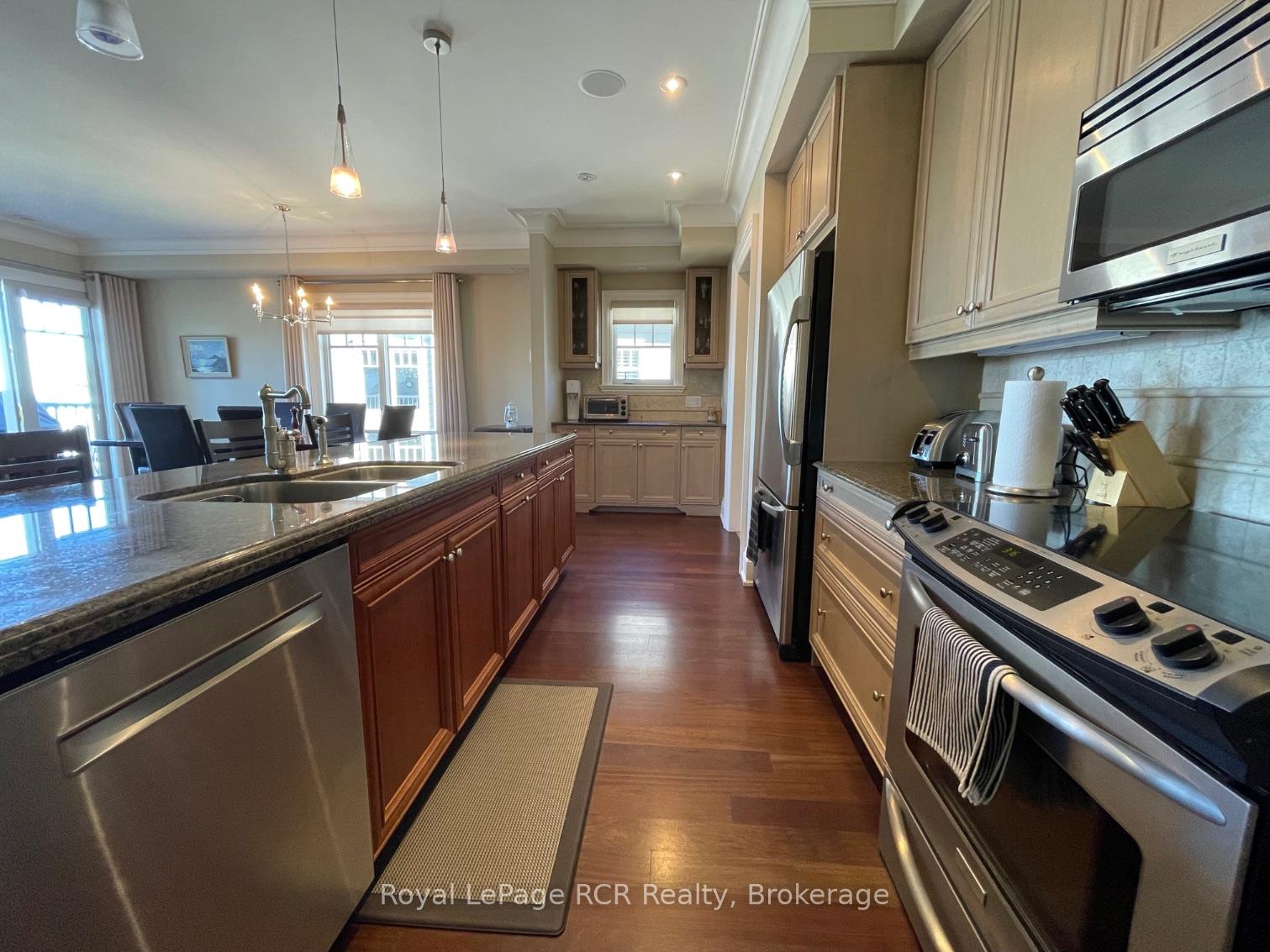 Photo 5 of Unit 402, 40 Trott Boulevard, Collingwood — HOMEH
