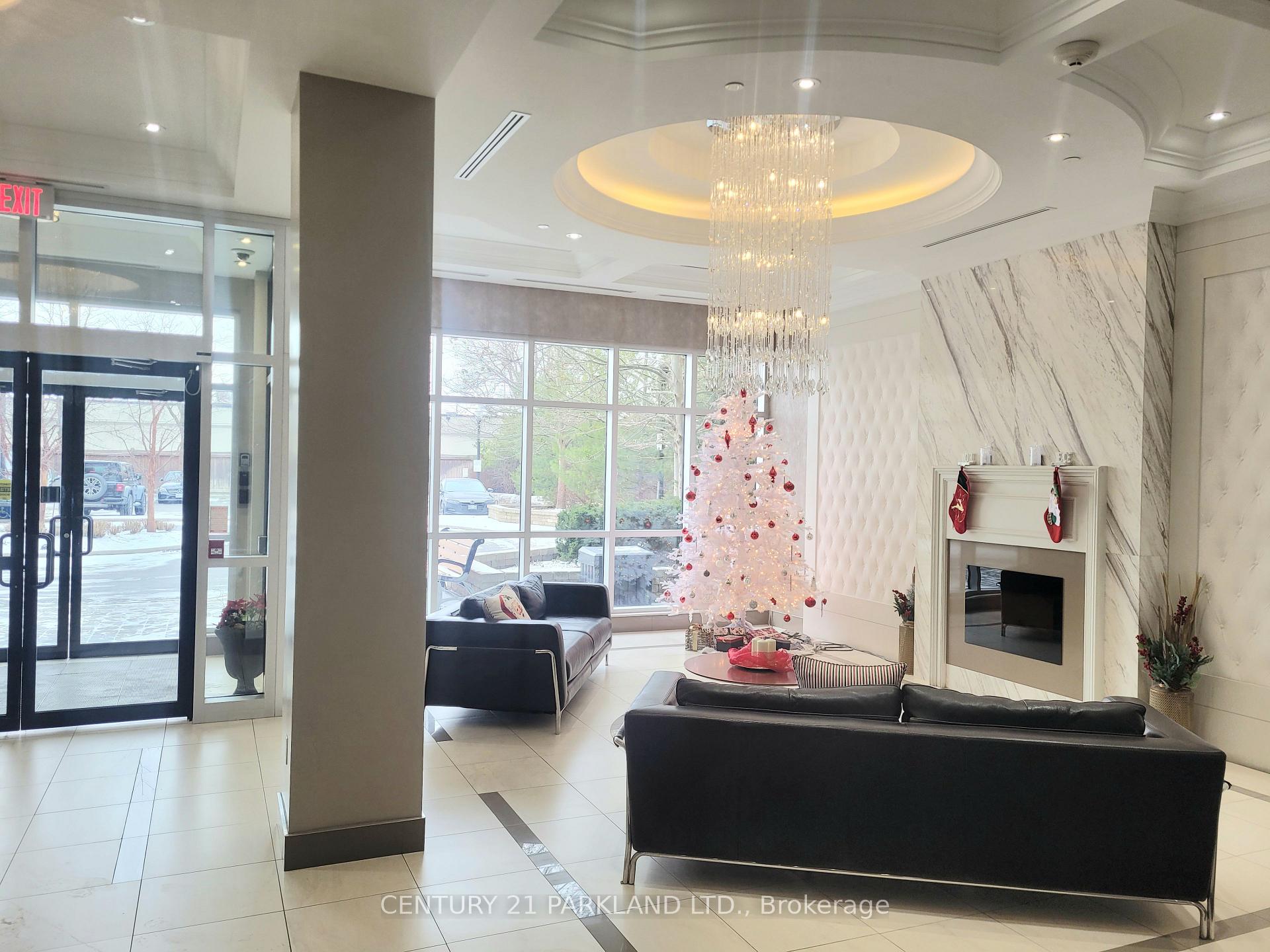 Photo 4 of Unit 402, 2396 Major Mackenzie Drive, Vaughan, Maple — HOMEH