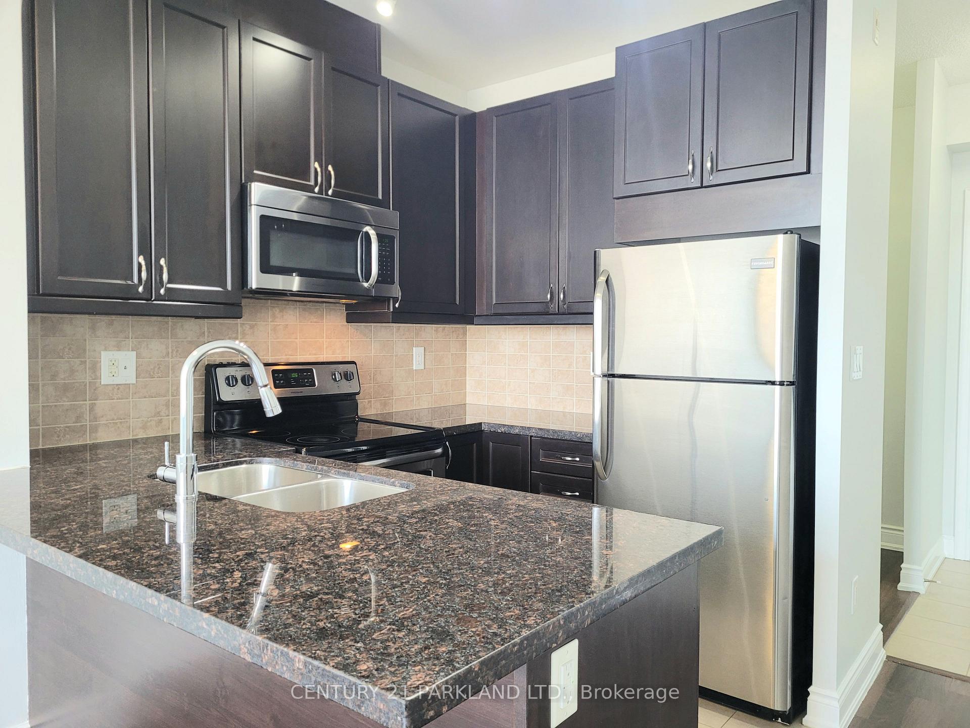 Photo 9 of Unit 402, 2396 Major Mackenzie Drive, Vaughan, Maple — HOMEH