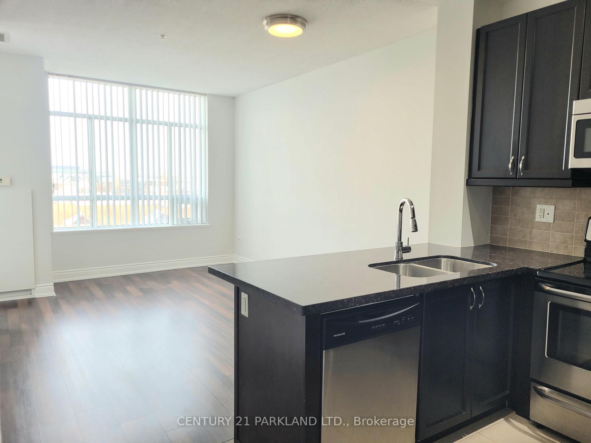 Photo 12 of Unit 402, 2396 Major Mackenzie Drive, Vaughan, Maple — HOMEH