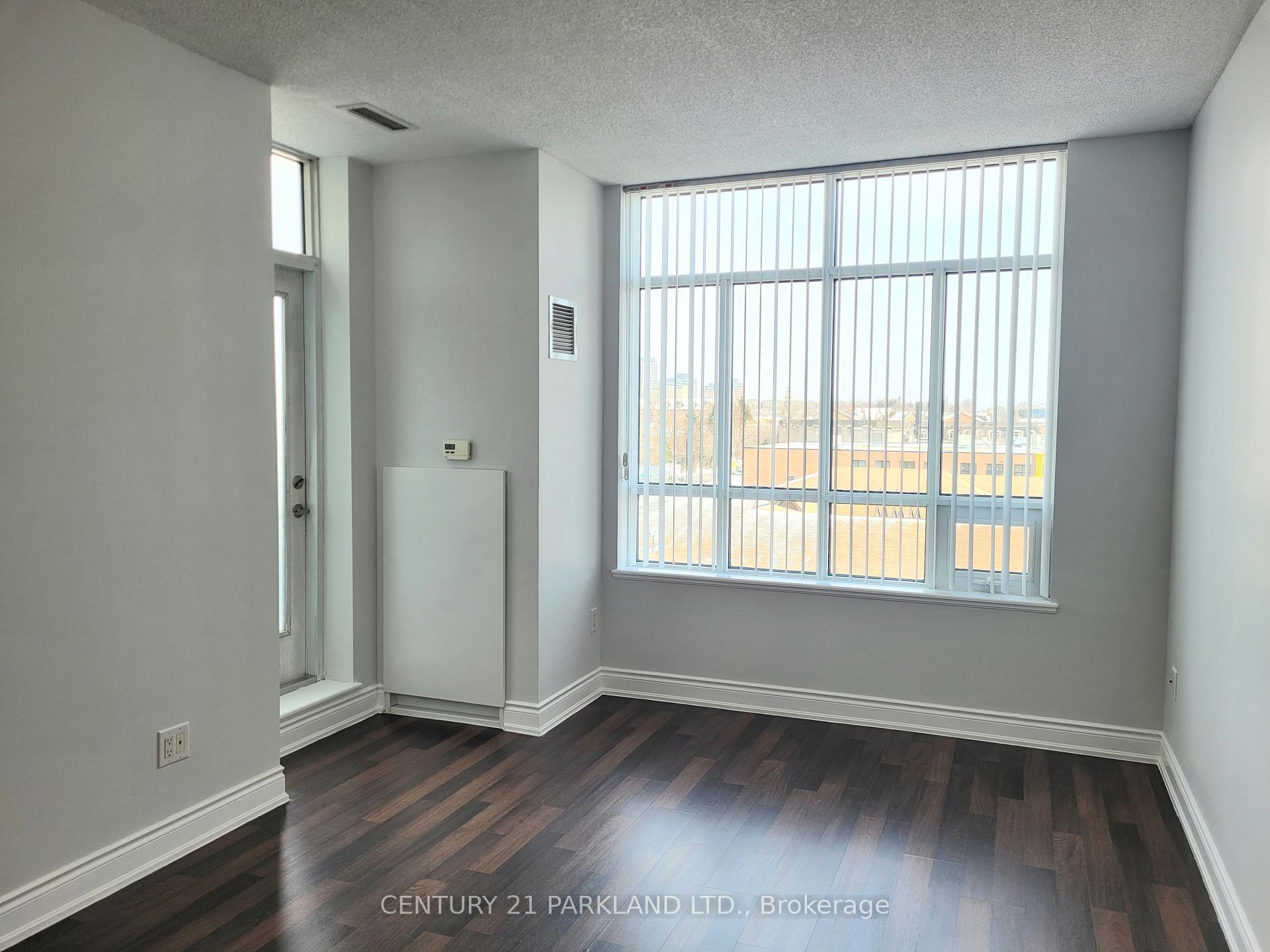 Photo 14 of Unit 402, 2396 Major Mackenzie Drive, Vaughan, Maple — HOMEH