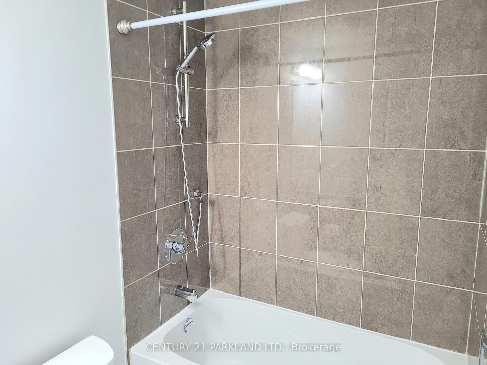 Photo 22 of Unit 402, 2396 Major Mackenzie Drive, Vaughan, Maple — HOMEH