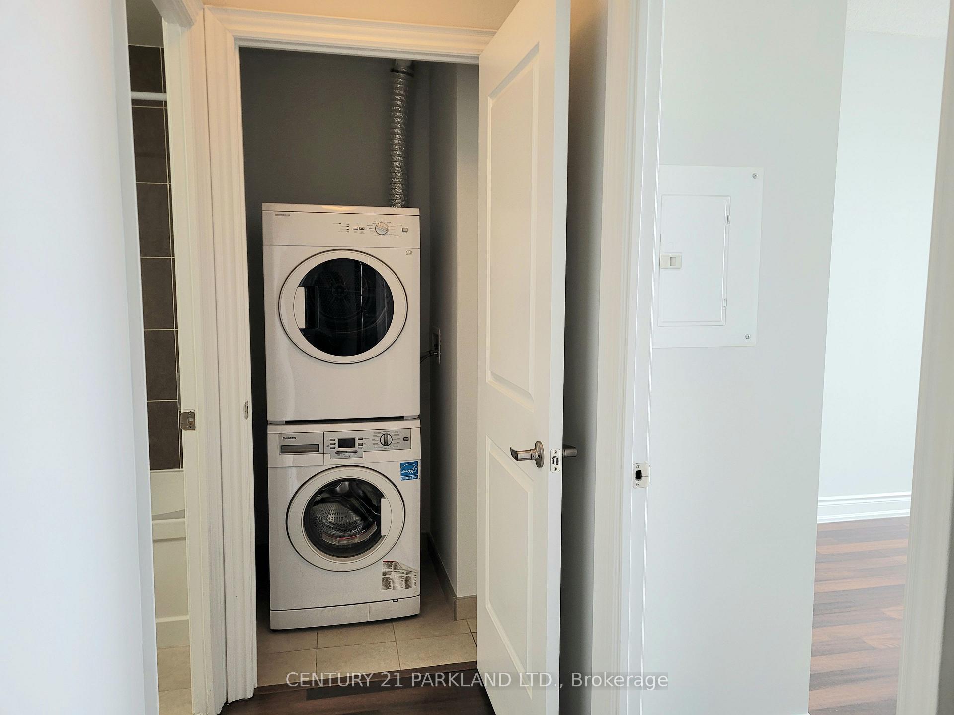 Photo 23 of Unit 402, 2396 Major Mackenzie Drive, Vaughan, Maple — HOMEH