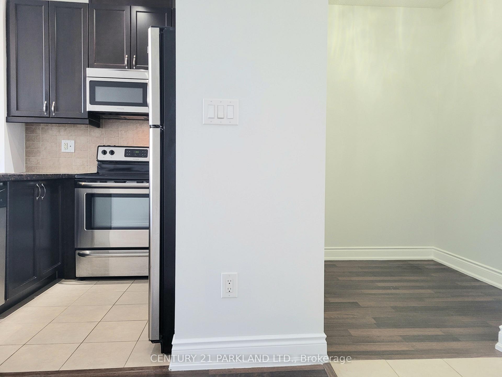 Photo 24 of Unit 402, 2396 Major Mackenzie Drive, Vaughan, Maple — HOMEH