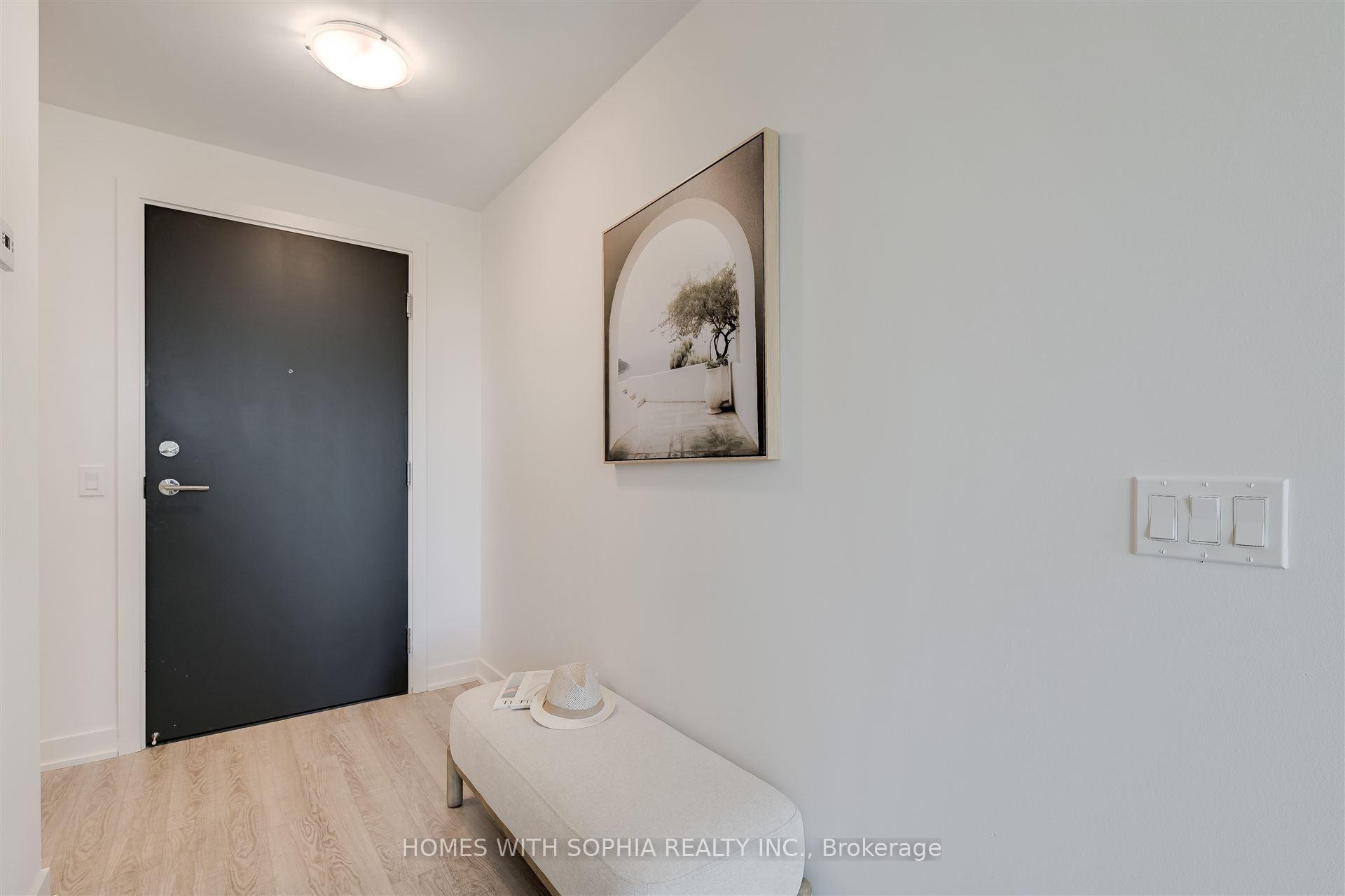 Photo 3 of Unit 607, 250 Lawrence Avenue W, Toronto, Lawrence Park North — HOMEH