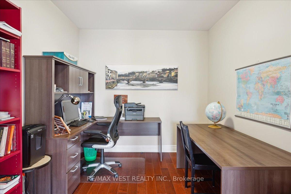Photo 9 of Unit 402, 160 Macdonell Street, Guelph, Downtown — HOMEH