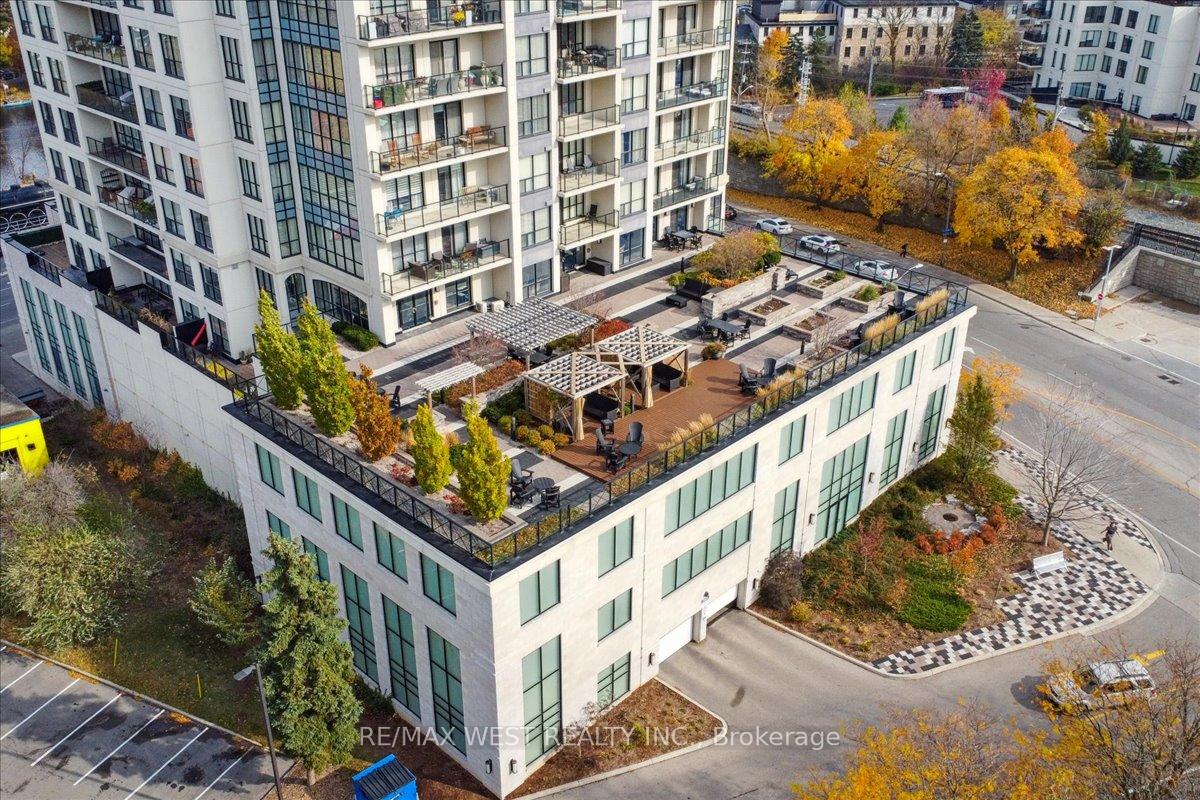 Photo 10 of Unit 402, 160 Macdonell Street, Guelph, Downtown — HOMEH