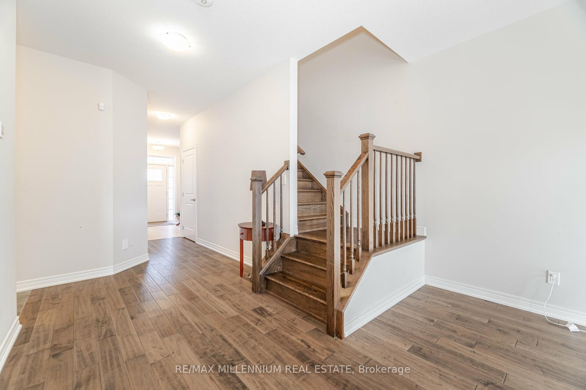 Photo 15 of Unit 5, 68 Turbina Court, Grimsby, Grimsby East — HOMEH