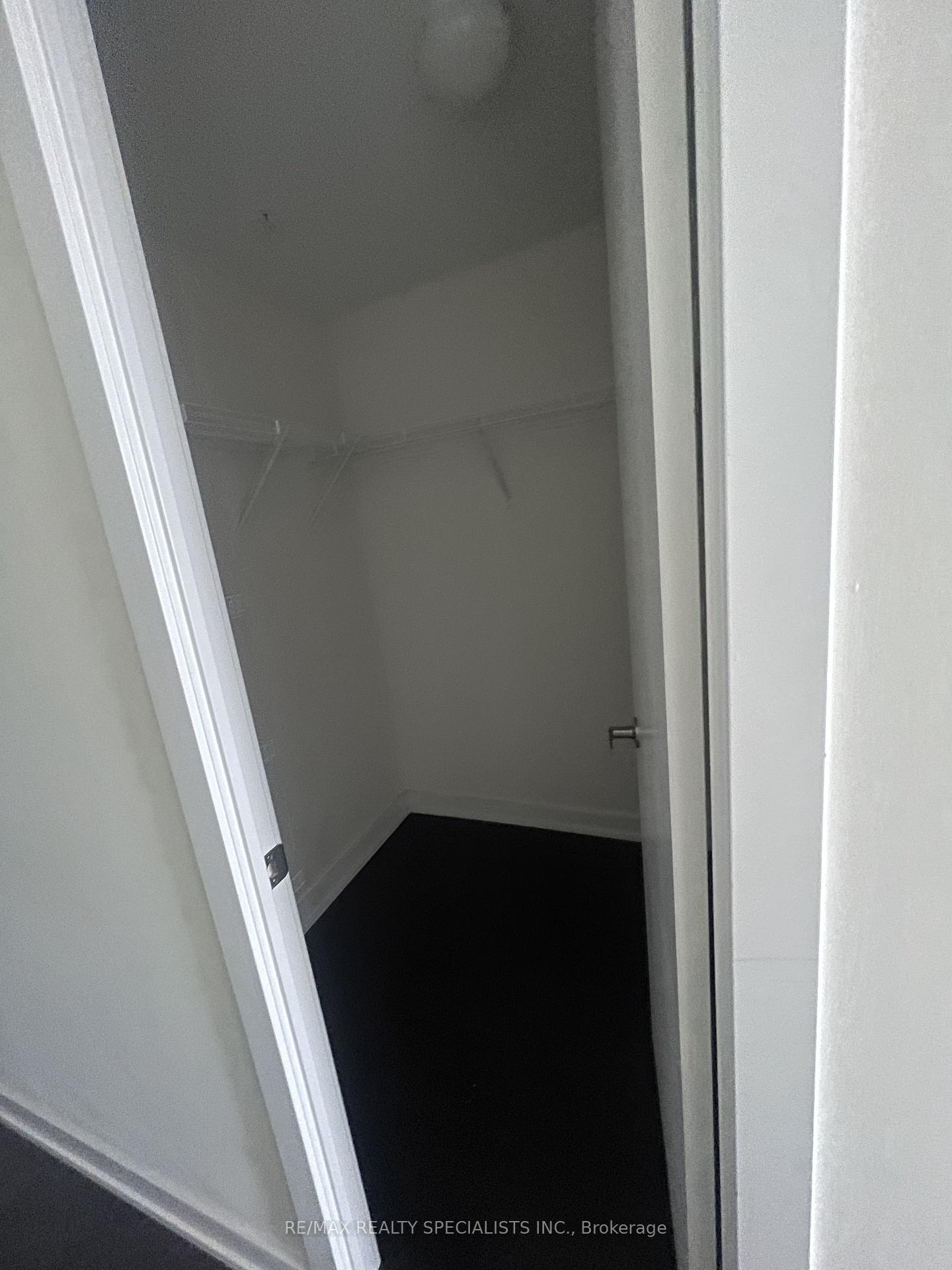 Photo 13 of Unit 804, 550 North Service Road, Grimsby, Grimsby Beach — HOMEH