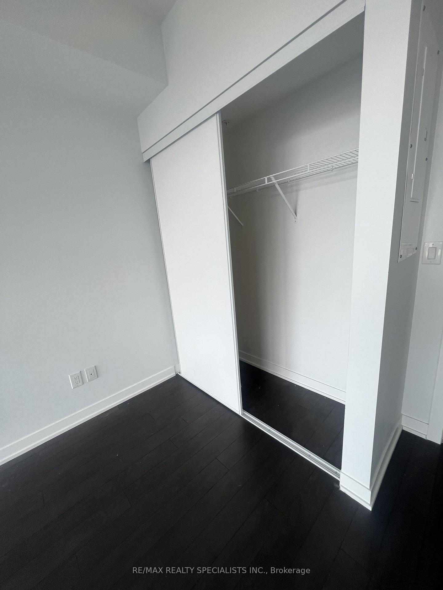 Photo 14 of Unit 804, 550 North Service Road, Grimsby, Grimsby Beach — HOMEH
