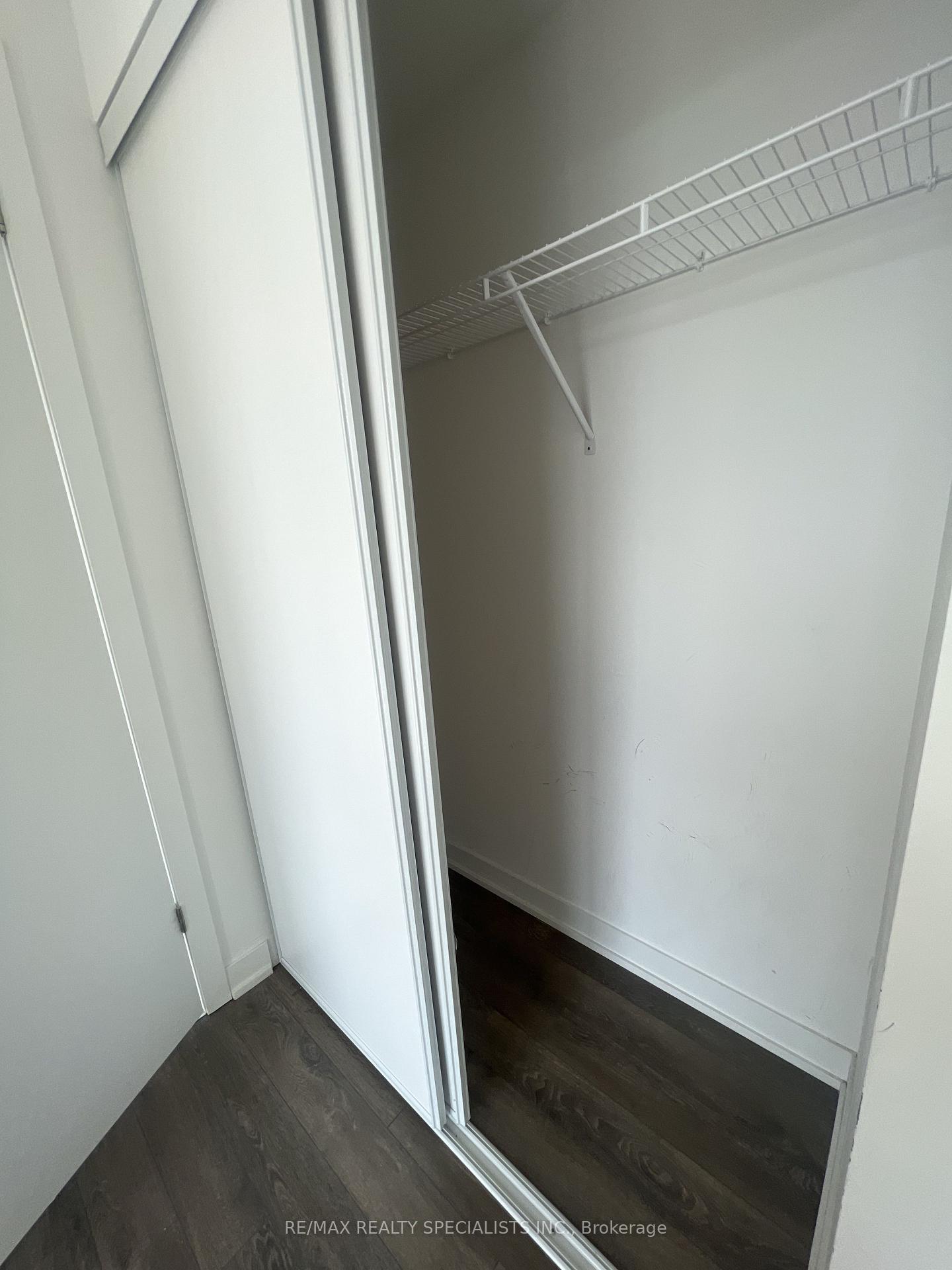 Photo 16 of Unit 804, 550 North Service Road, Grimsby, Grimsby Beach — HOMEH