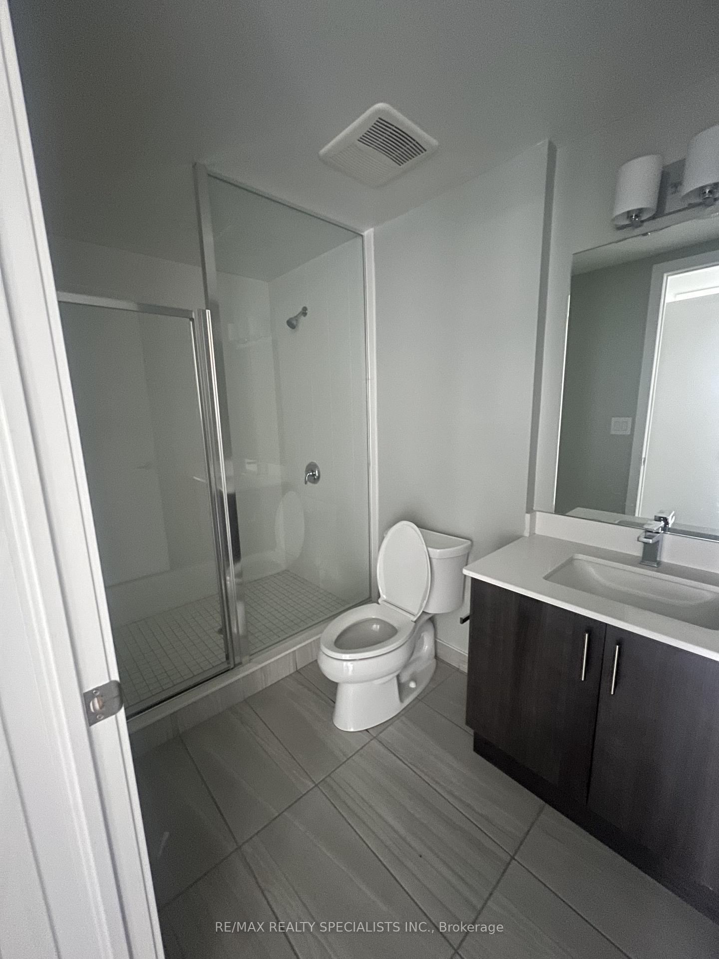 Photo 21 of Unit 804, 550 North Service Road, Grimsby, Grimsby Beach — HOMEH