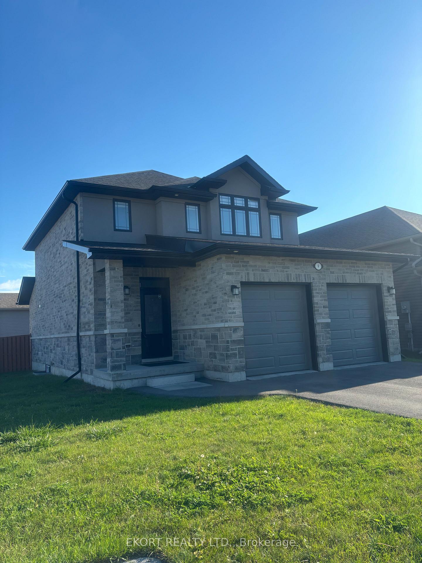 Photo 3 of 9 Laurel Street, Belleville, Thurlow Ward — HOMEH