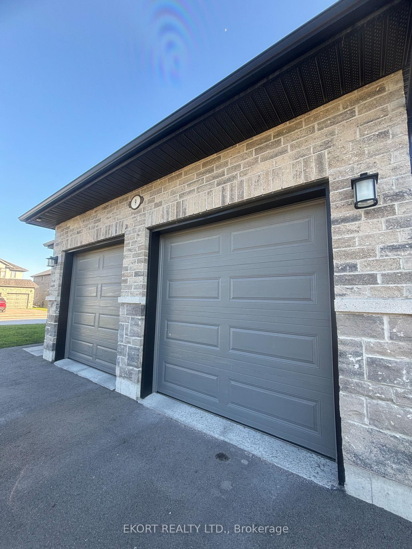 Photo 4 of 9 Laurel Street, Belleville, Thurlow Ward — HOMEH