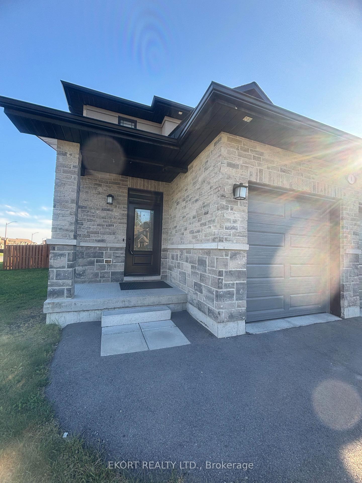 Photo 7 of 9 Laurel Street, Belleville, Thurlow Ward — HOMEH