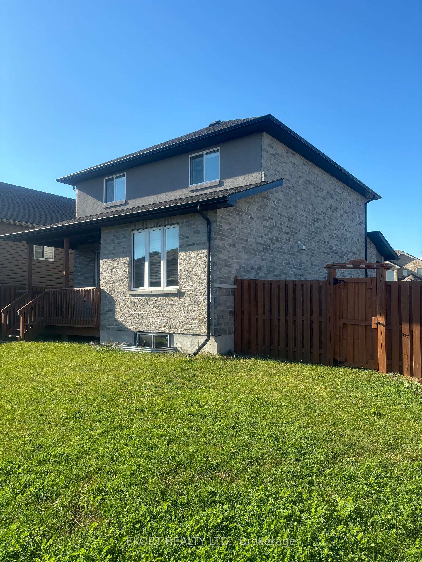 Photo 19 of 9 Laurel Street, Belleville, Thurlow Ward — HOMEH
