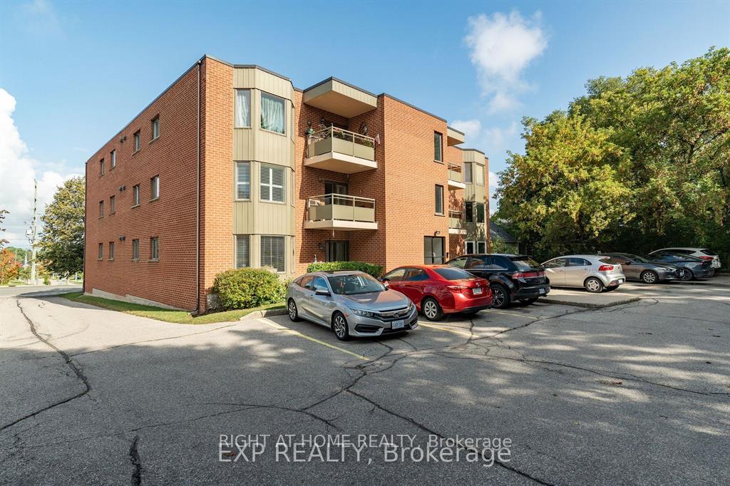 Photo 4 of Unit 101, 401 Erb Street W, Waterloo — HOMEH