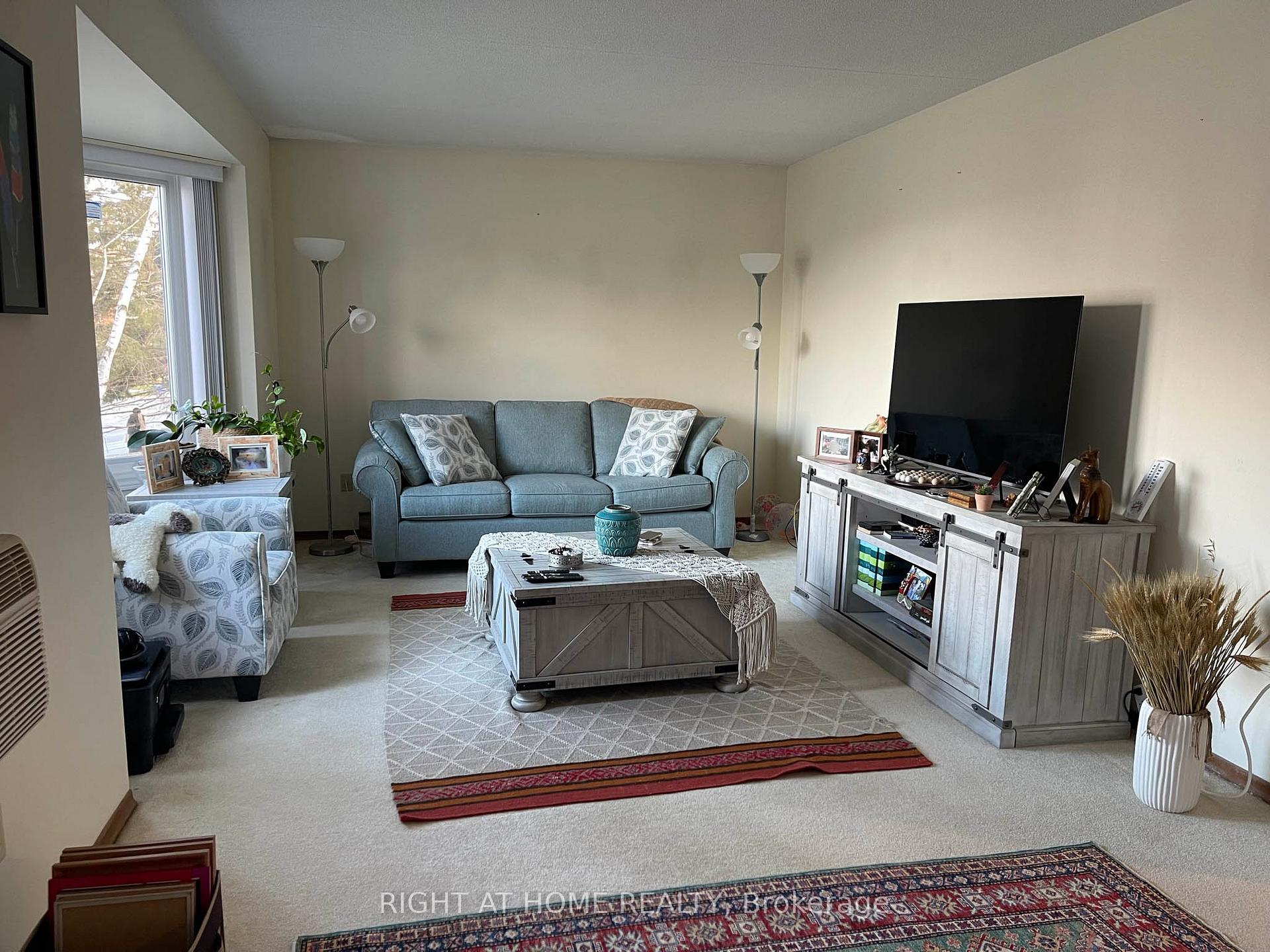 Photo 16 of Unit 101, 401 Erb Street W, Waterloo — HOMEH
