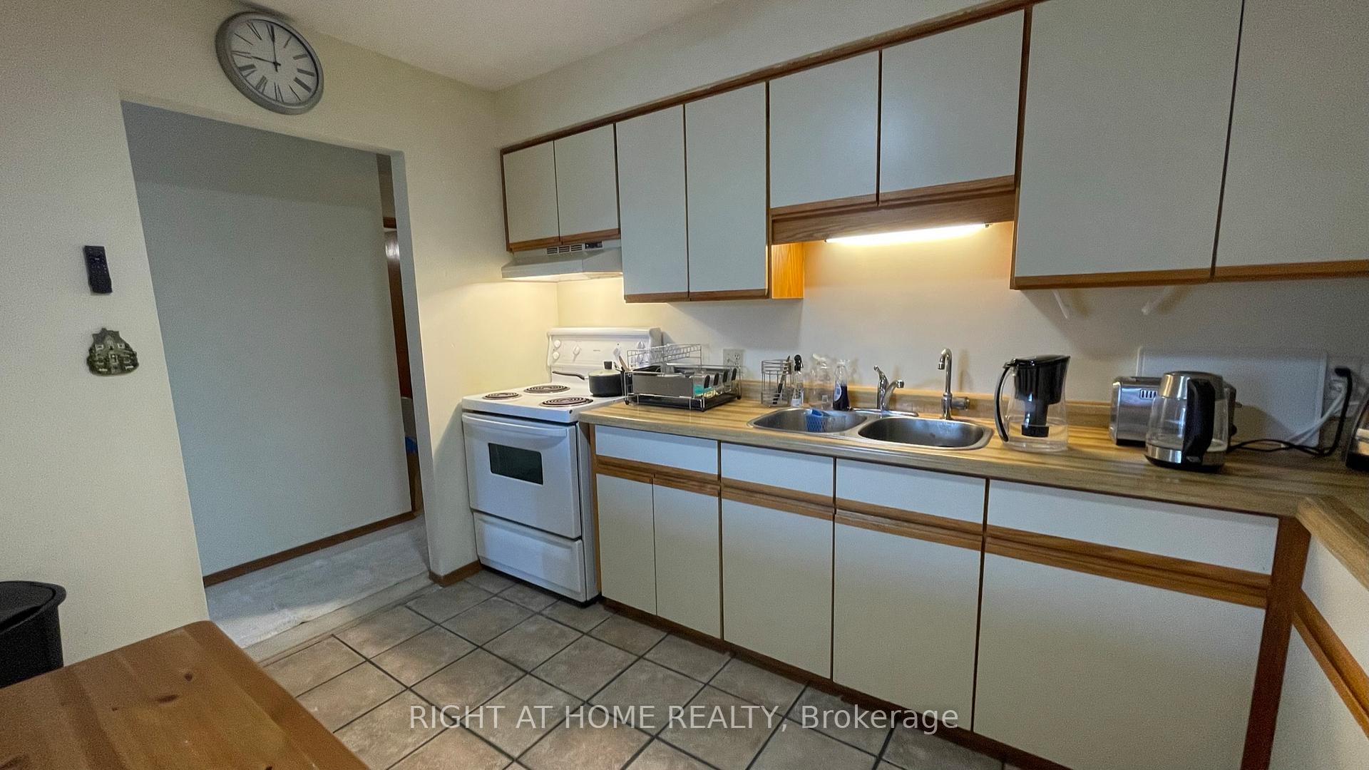 Photo 21 of Unit 101, 401 Erb Street W, Waterloo — HOMEH