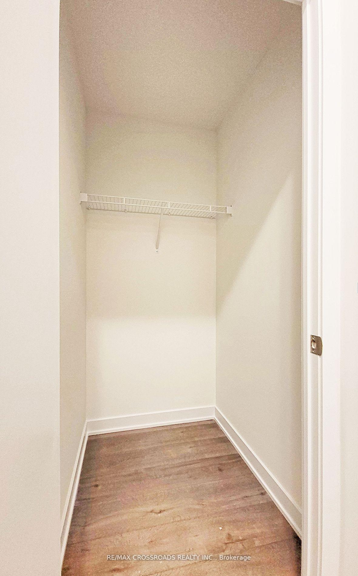 Photo 12 of Unit 508, 10 Honeycrisp Crescent, Vaughan, Vaughan Corporate Centre — HOMEH