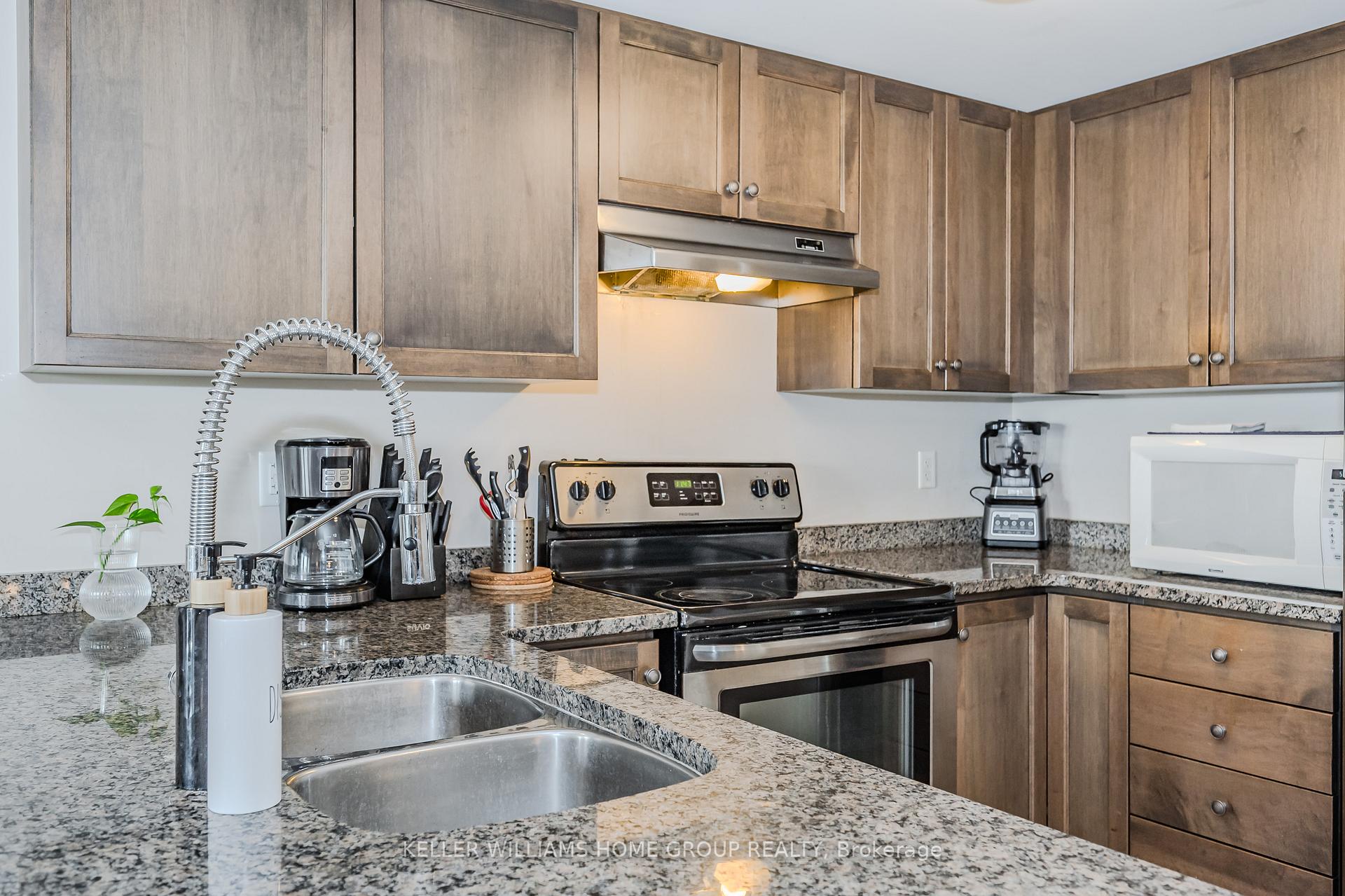 Photo 17 of Unit 412, 45 Kingsbury Square, Guelph, Pineridge/Westminster Woods — HOMEH