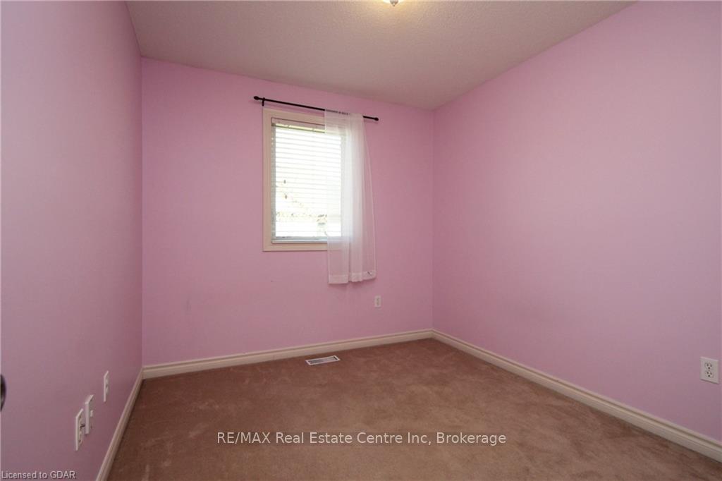 Photo 19 of Unit 4, 30 Vaughan Street, Guelph, Clairfields/Hanlon Business Park — HOMEH