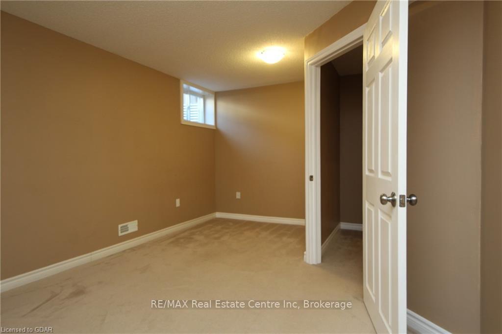 Photo 22 of Unit 4, 30 Vaughan Street, Guelph, Clairfields/Hanlon Business Park — HOMEH