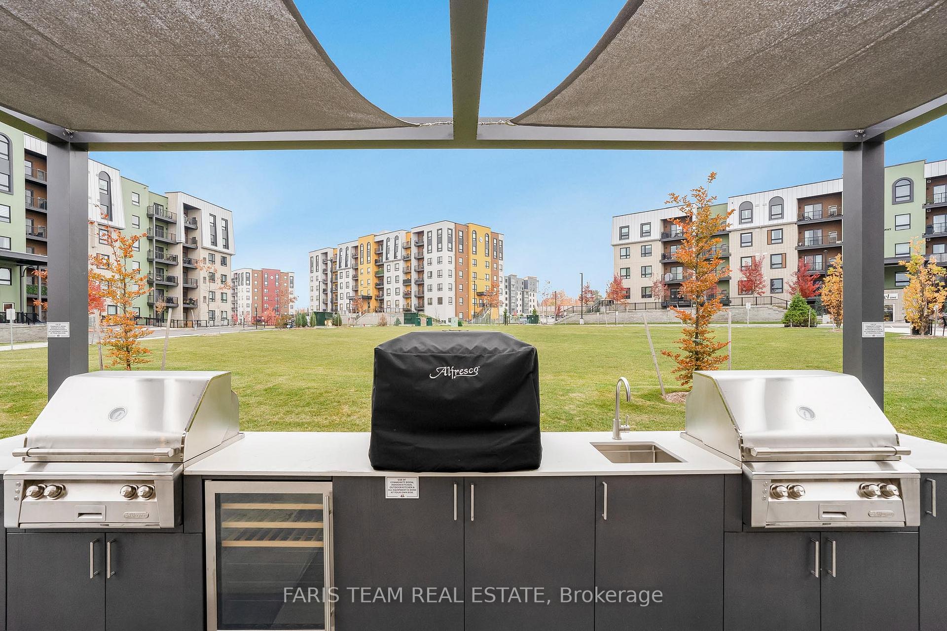 Photo 11 of Unit 310, 10 Culinary Lane, Barrie, Innis-Shore — HOMEH