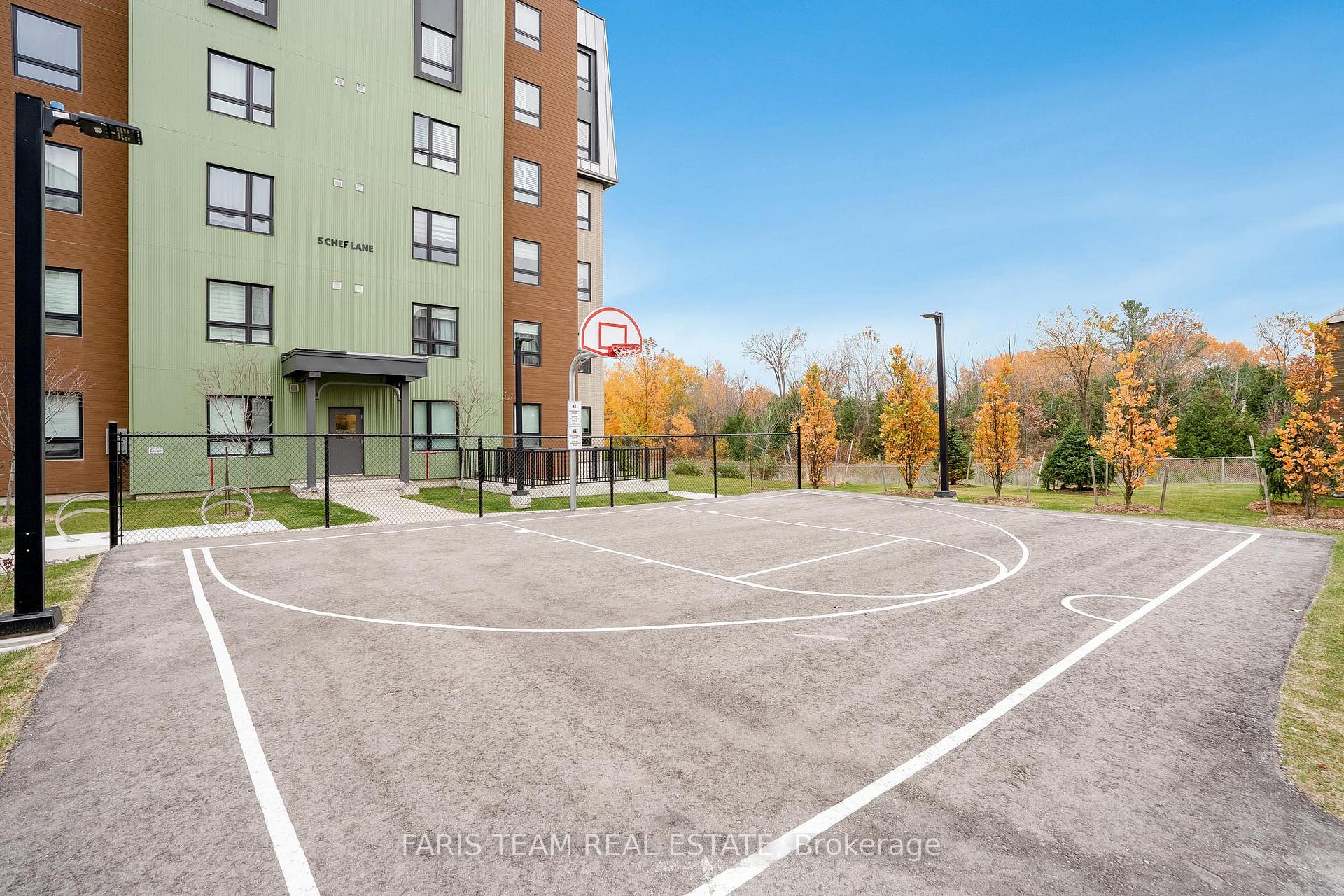 Photo 13 of Unit 310, 10 Culinary Lane, Barrie, Innis-Shore — HOMEH