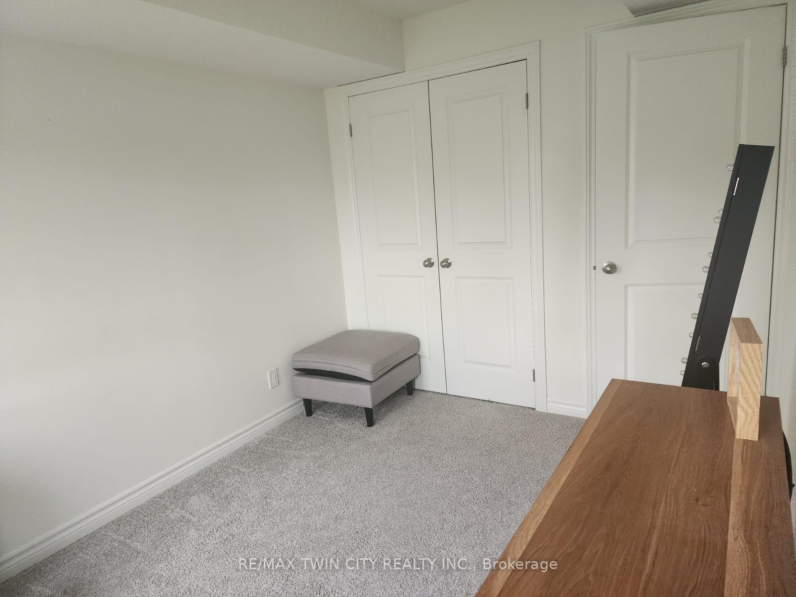 Photo 9 of Unit 33, 235 Chapel Hill Drive, Kitchener — HOMEH