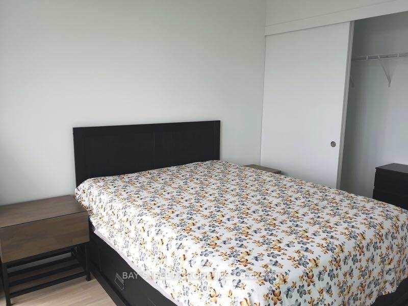Photo 5 of Unit 1908, 185 Roehampton Avenue, Toronto, Mount Pleasant West — HOMEH